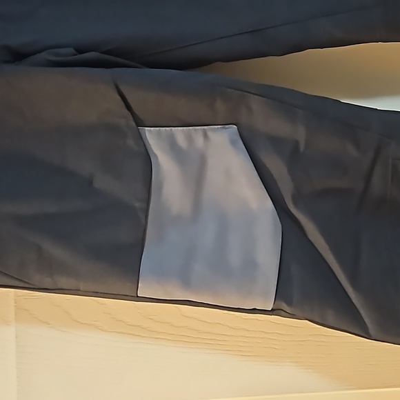 Obermeyer Youth Brisk Snow Pants: BLACK/GRAY: NEW WITH TAGS: SIZE XS (6/7) - Picture 3 of 7